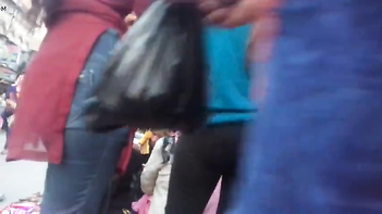 Leaked Video: Desi Wife's Jeans-Clad Butt and Cums On Boobs While Sucking Cock