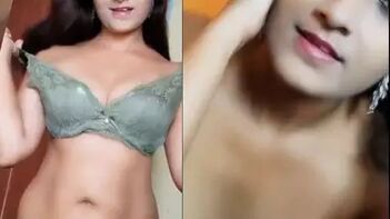 Hot Desi Bhabhi Flaunts Her Sexy Curves in Striptease Selfie Video