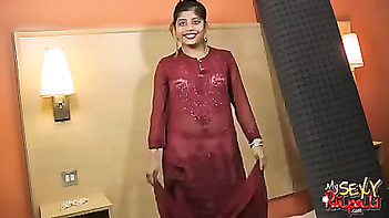 Hot Desi Bitch Rupali Poses Topless in Bed - Sizzling Indian Sex Scene