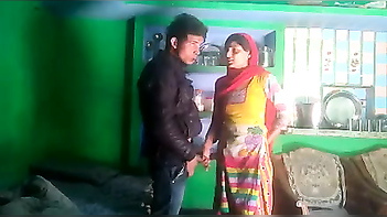 Shocking! Desi Marwadi Bhabhi Caught Having Sneaky Sex With Lover in Kitchen!