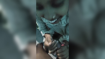 Desi Delight: Indian Girl Gives Passionate Blowjob to Her Boyfriend