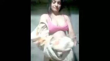Hot Pakistani Babe Captures Her Nude Video - Desi Sex at Its Finest!