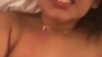 Experience Ecstasy with Desi Sex: Tamil Girl Enjoying Orgasmic Pleasure