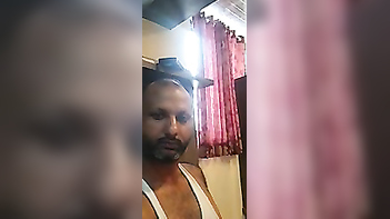 Experience the Wild Desi Sex with Mature Pakistani Randi in These Fucking Mms