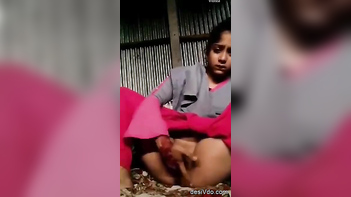 Explore the Sensual Pleasures of Desi Sex with Cute Girls Fingering Their Pussies