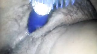 Desi gal masturbating with hair brush front of webcam