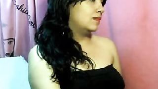 Savitha bhabi look-like call cutie on livecam
