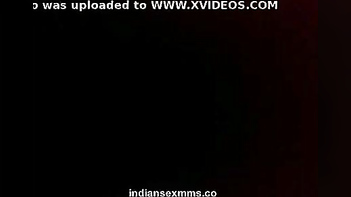 Desi Indian Wife Giving Oral-job to Paramour & Fucked on Floor Mms