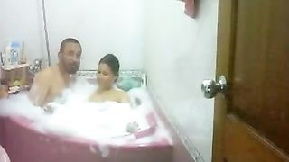 Pakistani lady Neelam with her boss in Jacuzzi episode leaked to internet
