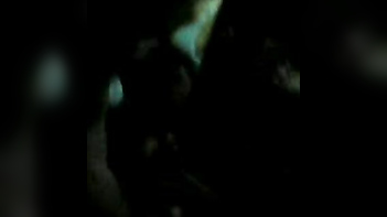 Nude Desi Indian Bhabhi Possing her Boobs & Gazoo To her Paramour Mms