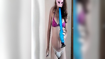 Breasty figure NRI aunty masturbate with sex toy