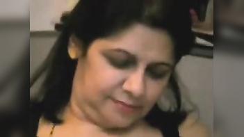 Older Aunty From Rajasthan Fingers Herself And The Blows Hubby