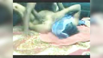 Indian bhabi fucked by neighbor and hide her face during hawt session MMS