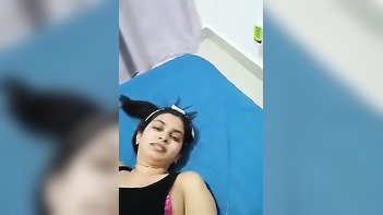 Explosive Desi XXX: Hot Babe Enjoying Her Lover's Huge Dick in MMS