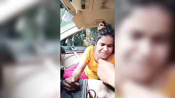 Desi Housewife Ecstatically Experiences Oral XXX Sex in Driver's Car