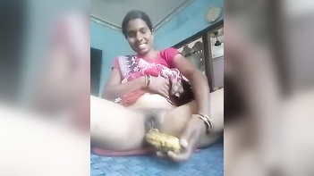 Watch Now: Telugu Housewife Masturbates with Banana in Steamy Desi XXX Video!