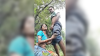 Desi MILF Flaunts Seductive Curves in Racy Video where Man Pleasures Her Mouth