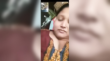 Bangladeshi Desi Babe Flaunts Her Big Boobies on Video Call - XXX Adult Entertainment