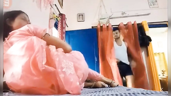 Unseen Desi Couple's Live Sex Movie Scene - An Explosive Experience!