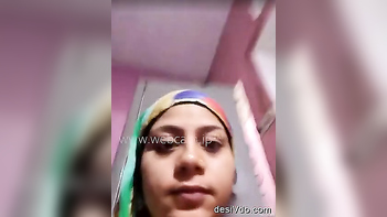 Desi Village Bhabhi Flaunts Her Asshole in Sexy Display