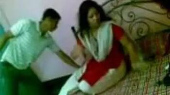 Desi Housewife's Hidden Cam Sex With Her Horny Friend