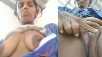 Telugu Wife Flaunts Her Assets: Desi Sex Showing Off Her Boobs and Pussy