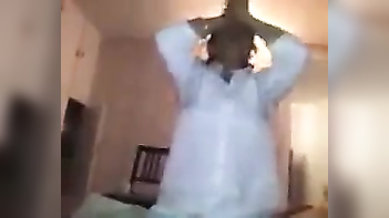 Tamil Housewife Gives Hubby a Butt-Filling Surprise!