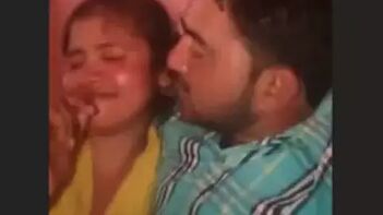 Sizzling Desi Passion: Hot Indian Lover Kissing and Fucking in New MMS Video!