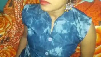 Experience Hot Indian Housewife Sex with Pussy Licking and Blowjob in Blue Bra