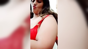 Hot Pakistani Girl Flaunts Her Big Booby Selfie - Desi Sex at Its Finest!