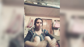 Desi Delight: Watch This Cute Indian Dehati Girl Show Her Pussy On Cam!