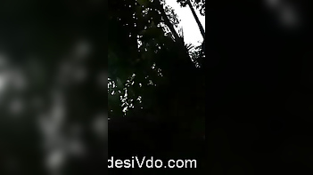 Outdoor Desi Sex: Watch an Odia Couple Get Passionate in Nature