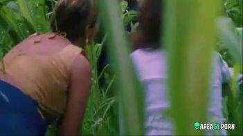 Caught Red-Handed! Desi MMS Scandal Unveiled as Two Lovers are Spotted by Two Inquisitive Girls