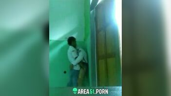 Viral Desi XXX MMS: Pakistani College Girl Caught in Quick Fling with Teacher Before Class