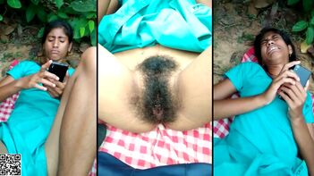 Sensational Desi MMS Video Goes Viral - Indian Girl Enjoys Delicious Dick in Her Hairy Cunt