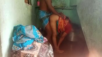 Kerala Aunty and Husband Engage in X-Rated Activities at Home | Desi XXX