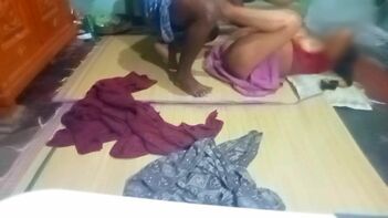 Desi XXX! Kerala village aunty sex action in the bad