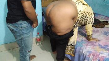 HD Pyasi Bhabhi Fucked by Devar in Kerala - A Unique and Unforgettable Experience