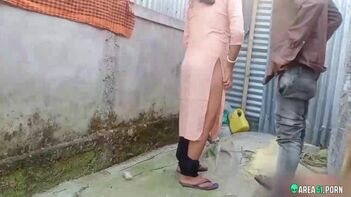 Desi Village Girls Outdoor Fling Scandal Caught on Video Goes Viral