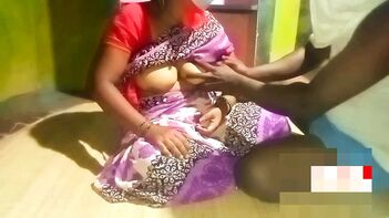 Kerala Aunty's Big Boob Show and Steamy Groping Romance with Young Man