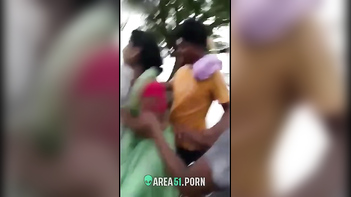 Couple Caught Having Outdoor Sex in Jangal Me Mangal – Village People Shocked!