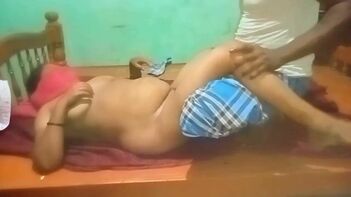 Kerala Aunty Caught Cheating With Boy Next Door: Desi Porn Exposed!