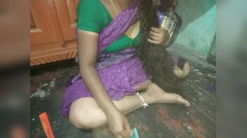 Kerala Aunty Slut Drinks Piss and Takes Big Cock Up Her Ass - A Unique and Shocking Story
