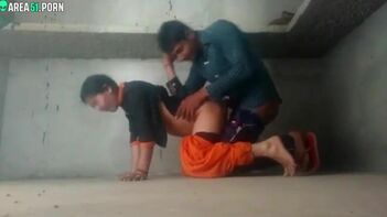 Caught Video: Guy Clothed in Indian Outfit Penetrating Girl from Behind