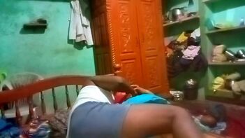 Kerala Chechi's Desi New MM: Steamy Sex in Hotel Room!