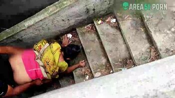 Kerala Aunty's Outdoor Fling with Devar in Salwar Kameez: A Steamy Encounter