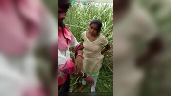 Caught Red-Handed: Desi Wife Cheating on Husband with Village BF in Field