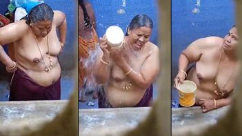 Desi Village Aunty Caught Bathing Naked on Camera - Unbelievable XXX Sex Video