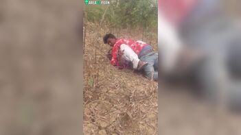 Outdoor Video Captured of Fully Clothed Man Having Missionary Sex with Indian Girl