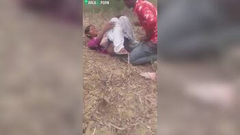 Outdoor Video Captured of Fully Clothed Man Having Missionary Sex with Indian Girl